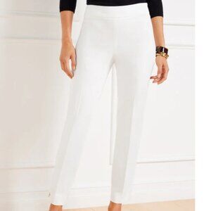 Talbot’ Hollywood Pant in White, Ankle Length, Size 10P. In Very Good Condition